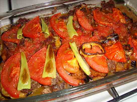 Fırında Kuşbaşı Et Tarifi ve Malzemeleri